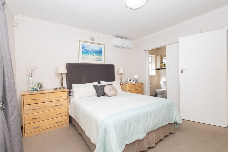 3 Bedroom Property for Sale in Flamingo Vlei Western Cape